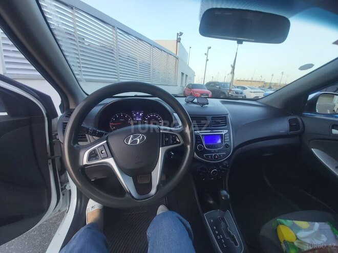 Hyundai Accent 2013, 140,000 km - 1.6 l - Zaqatala