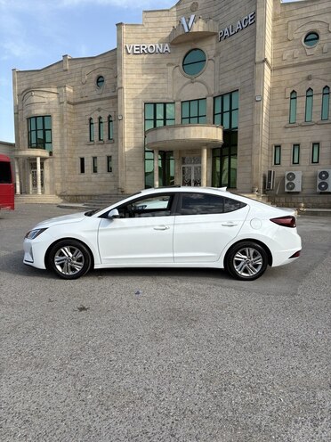 Hyundai Elantra 2020, 106,000 km - 2.0 l - Bakı