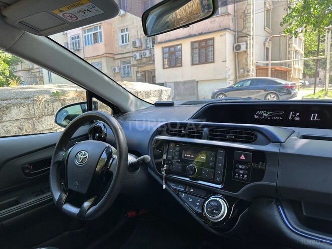 Toyota Aqua 2016, 170,000 km - 1.5 l - Bakı