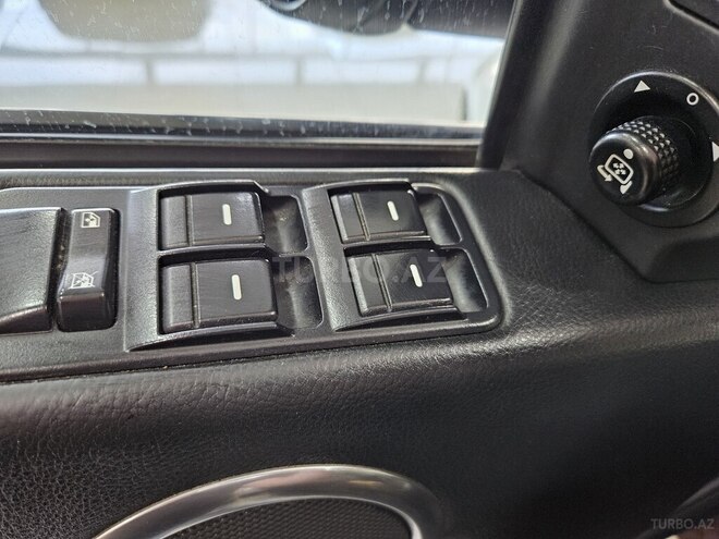 Land Rover Discovery 2008, 274,296 km - 2.7 л - Bakı