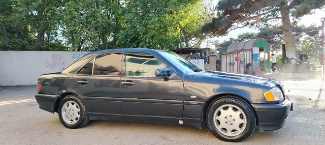 Mercedes C 180 1995, 402,521 km - 1.8 л - Bakı