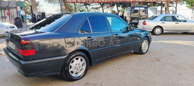 Mercedes C 180 1995, 402,521 km - 1.8 л - Bakı