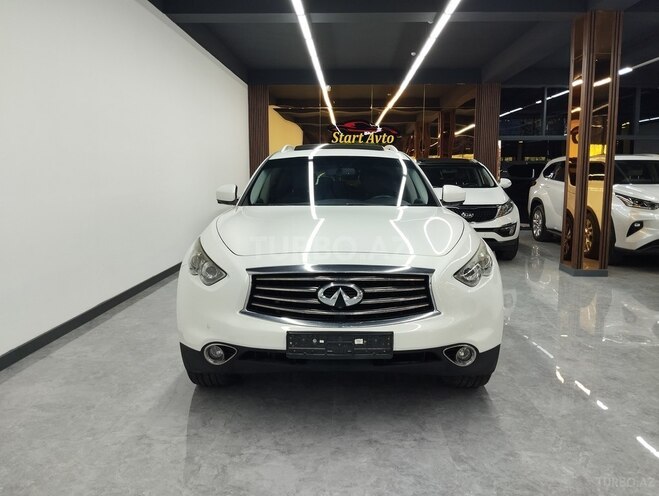 Infiniti FX35-1