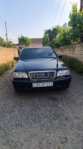 Mercedes C 180 1999, 450,000 km - 1.8 l - Salyan