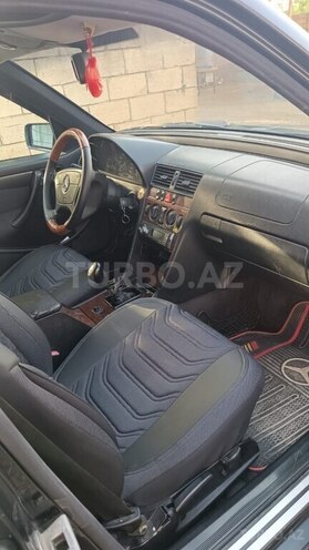 Mercedes C 180 1999, 450,000 km - 1.8 l - Salyan