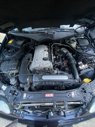 Mercedes C 200 2000, 390,000 km - 2.0 l - Bakı