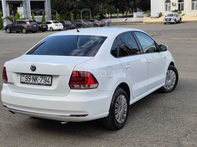 Volkswagen Polo 2015, 289,300 km - 1.6 l - Lənkəran