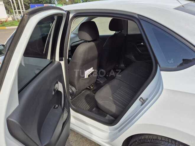 Volkswagen Polo 2015, 289,300 km - 1.6 l - Lənkəran