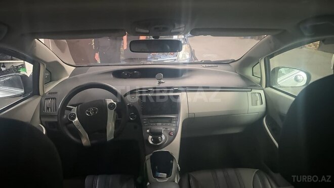 Toyota Prius 2010, 300,000 km - 1.8 l - Gəncə