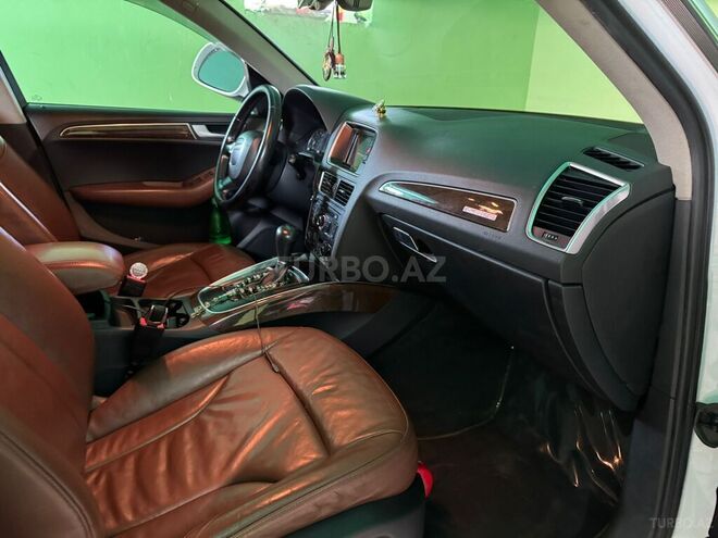 Audi Q5 2010, 210,000 km - 2.0 l - Bakı