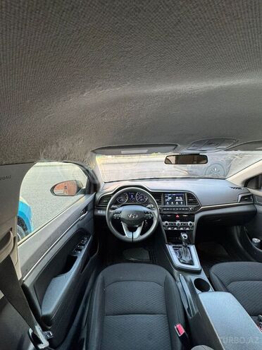 Hyundai Elantra 2019, 193,400 km - 2.0 l - Bakı