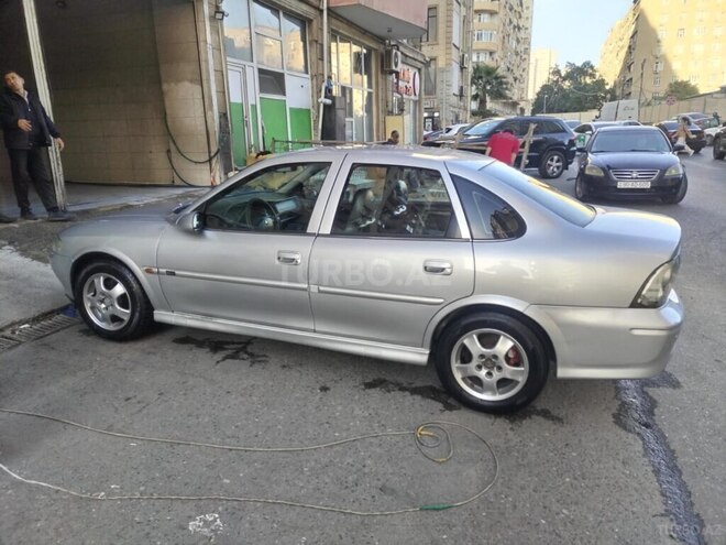 Opel Vectra 1999, 317,000 km - 1.8 l - Bakı