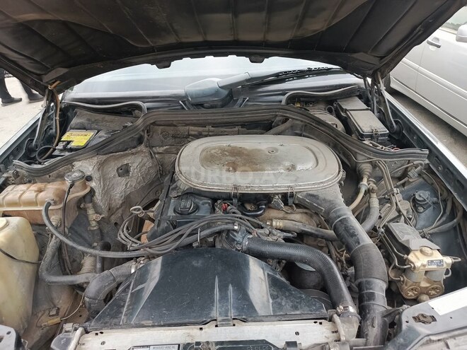 Mercedes E 230 1991, 380,000 km - 2.3 l - Bakı