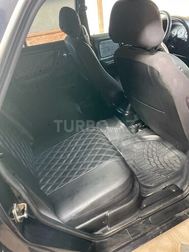 GAZ 31105 2006, 240,000 km - 2.4 l - Xaçmaz