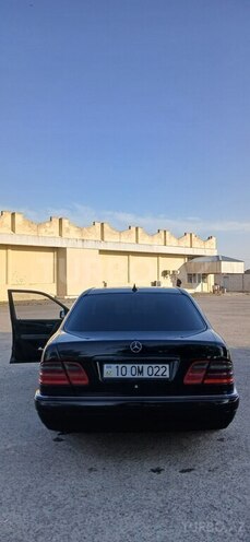 Mercedes E 300 d 1998, 425,000 km - 3.0 л - Neftçala