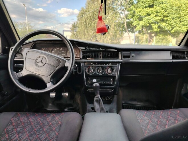 Mercedes 190 1990, 488,700 km - 2.0 л - Qazax