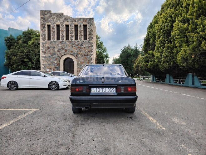 Mercedes 190 1990, 488,700 km - 2.0 л - Qazax