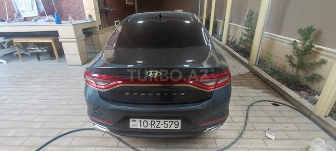 Hyundai Grandeur 2018, 110,000 km - 3.0 l - Bakı