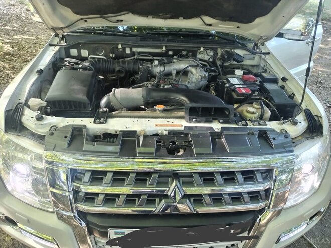 Mitsubishi Pajero 2007, 274,000 km - 3.0 l - Lənkəran