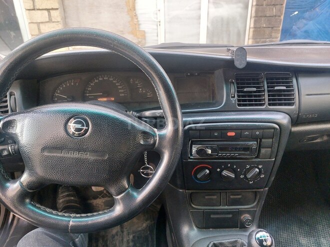 Opel Vectra 1999, 405,093 km - 1.6 l - Gəncə