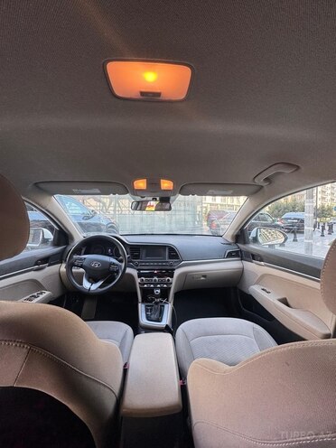 Hyundai Elantra 2020, 168,981 km - 2.0 л - Bakı