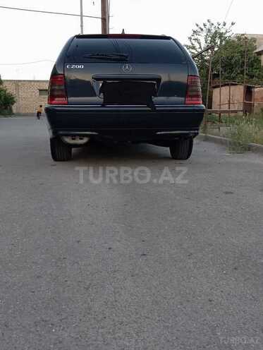 Mercedes C 200 2000, 400,000 km - 2.0 l - Ucar