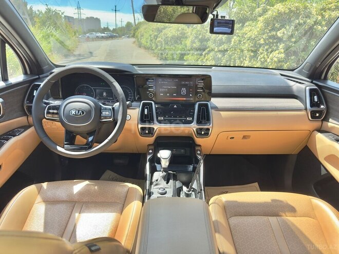 Kia Sorento-11