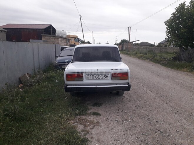 LADA (VAZ) 2107 1999, 75,000 km - 1.6 л - Şabran