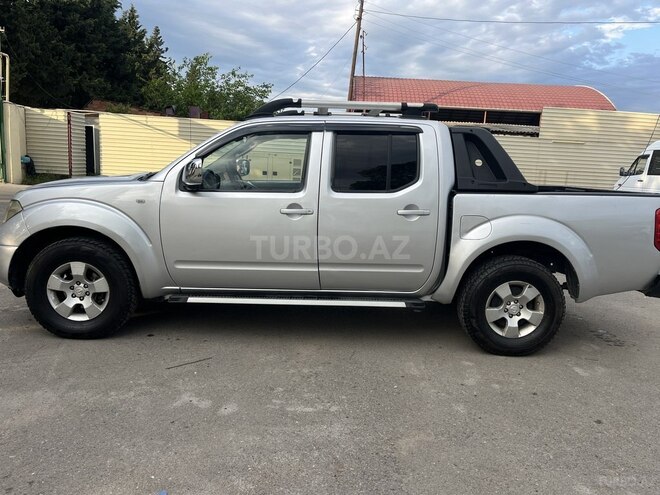 Nissan Navara 2013, 378,448 km - 2.5 l - Tovuz