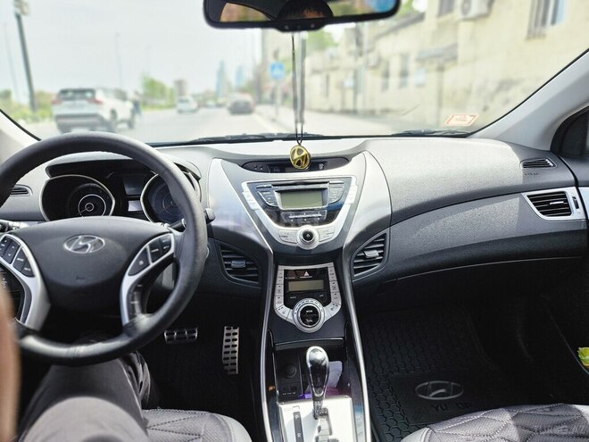 Hyundai Elantra 2011, 91,000 km - 1.8 l - Bakı