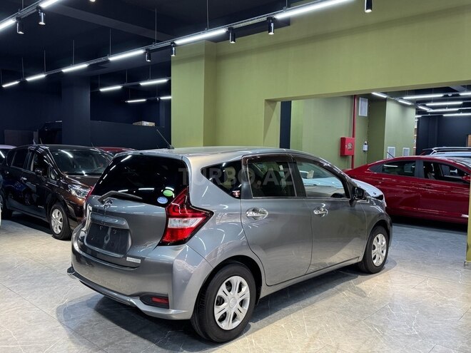 Nissan Note-9