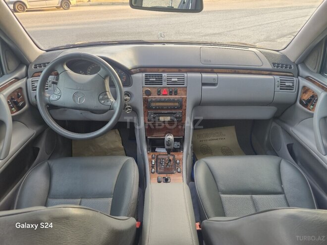 Mercedes E 320 2000, 277,541 km - 3.2 l - Sumqayıt