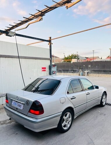 Mercedes C 200 1996, 297,643 km - 2.0 л - Bakı