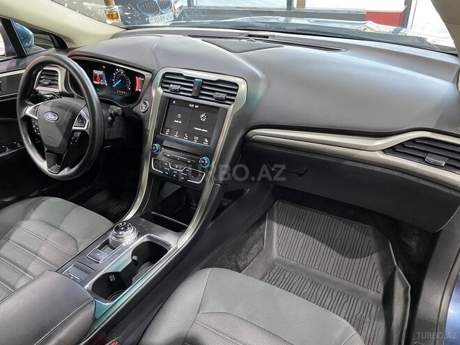 Ford Fusion (North America)-15