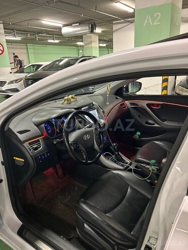 Hyundai Avante 2015, 185,000 km - 1.6 l - Bakı