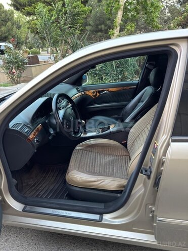 Mercedes E 270 2003, 355,000 km - 2.7 l - Sumqayıt