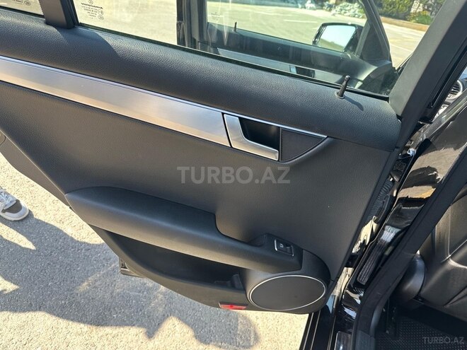Mercedes C 250-13
