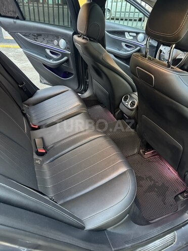 Mercedes E 300 4MATIC 2017, 60,000 km - 2.0 л - Bakı