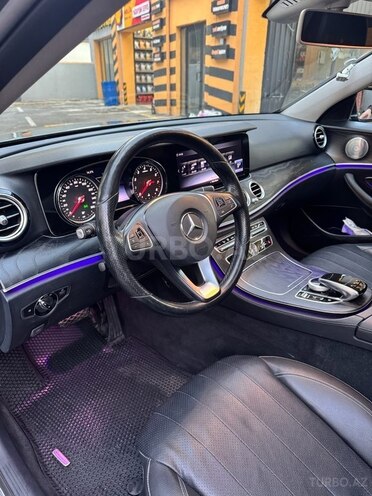 Mercedes E 300 4MATIC 2017, 60,000 km - 2.0 л - Bakı