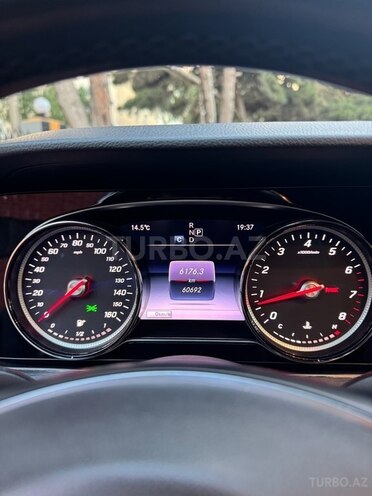 Mercedes E 300 4MATIC 2017, 60,000 km - 2.0 л - Bakı
