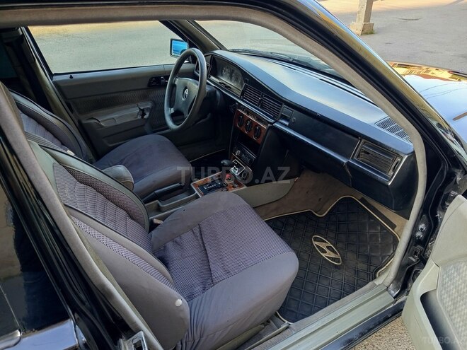 Mercedes 190 1993, 228,000 km - 2.0 l - Bakı