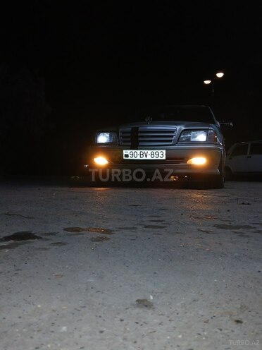 Mercedes C 200 2000, 258,000 km - 2.0 l - Şirvan