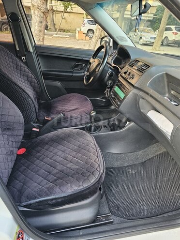 Skoda Fabia 2013, 290,000 km - 1.2 l - Bakı