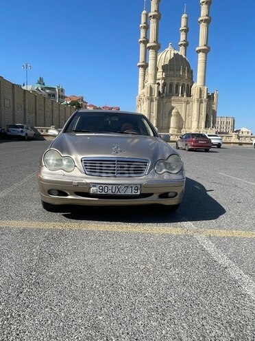 Mercedes C 240 2001, 280,000 km - 2.6 л - Bakı