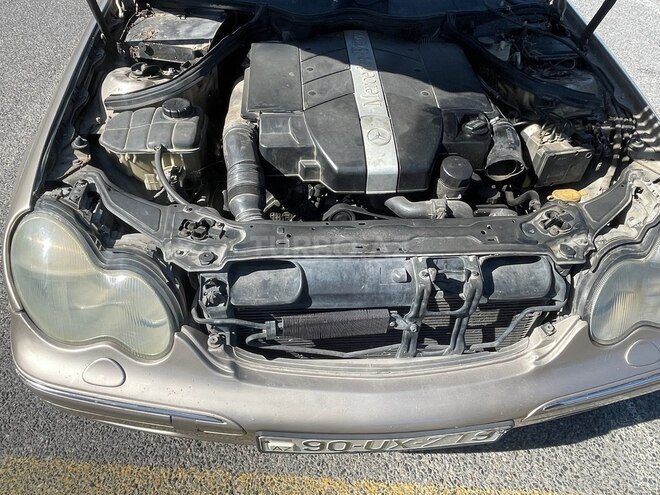 Mercedes C 240 2001, 280,000 km - 2.6 л - Bakı