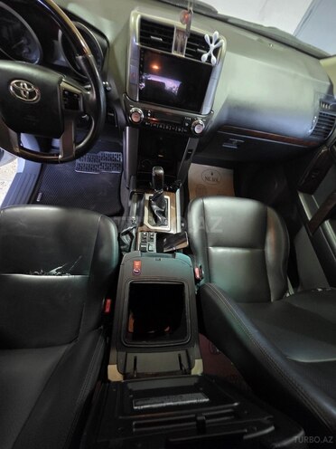 Toyota Land Cruiser Prado 2010, 296,000 km - 2.7 л - Xaçmaz