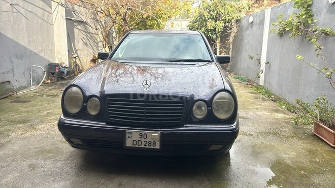 Mercedes E 280 1996, 528,000 km - 2.8 l - Bakı