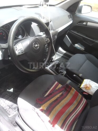 Opel Astra 2006, 280,000 km - 1.3 l - Bakı