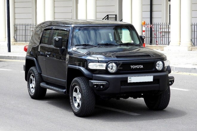 Toyota FJ Cruiser 2008, 221,000 km - 4.0 л - Bakı