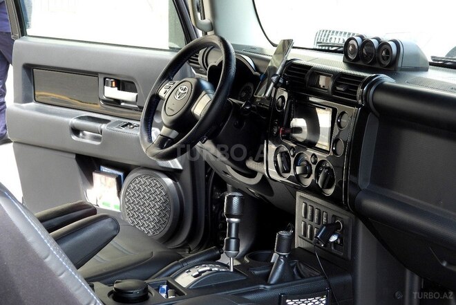 Toyota FJ Cruiser 2008, 221,000 km - 4.0 л - Bakı